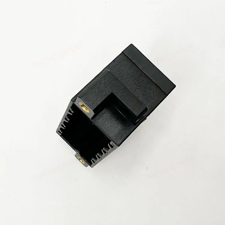 特诚科技PBT精密注塑件实拍 3